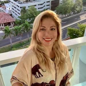 Meet your Posher, Maria